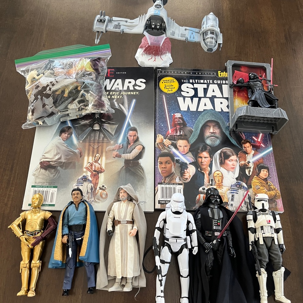 Bundle of Star Wars Action Figures, Magazines and Various Micro Machines
